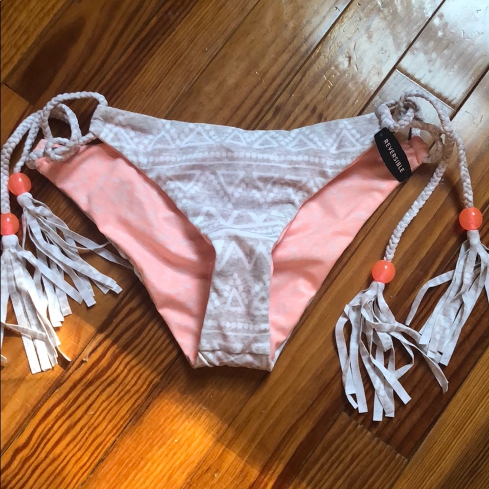 Victoria's Secret reversible ruched Bikini bottoms